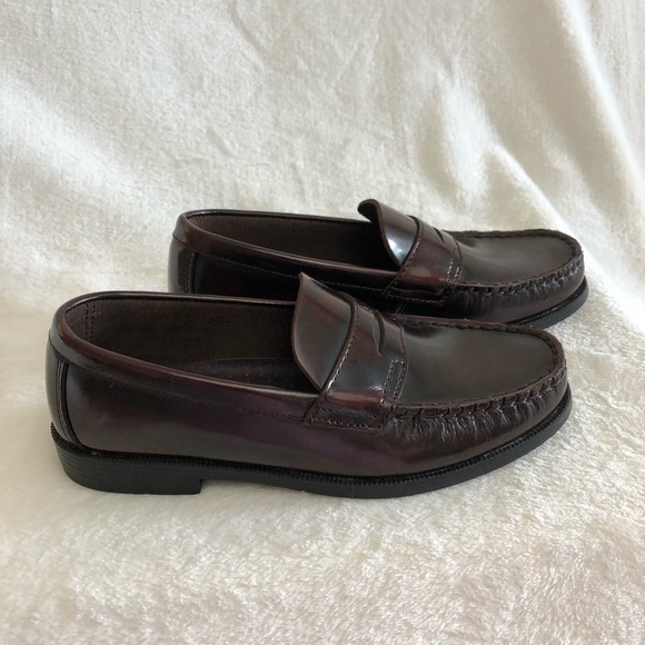 School issue shoes - Picture 9 of 14